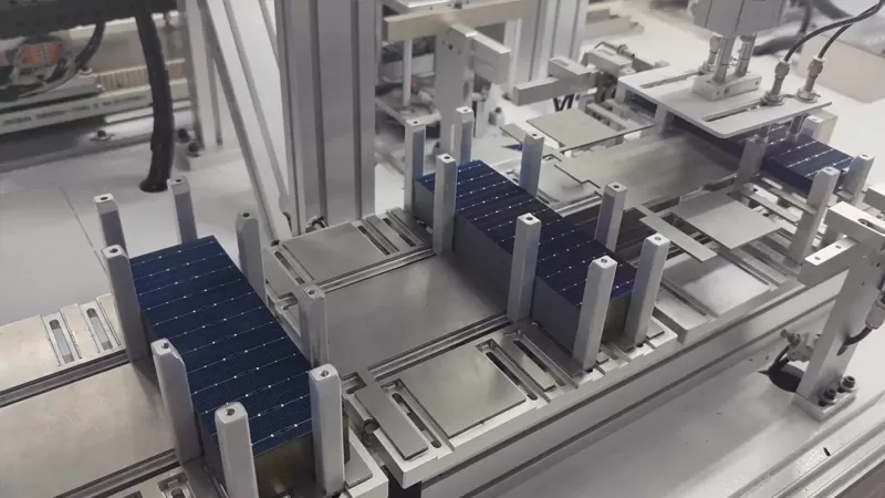 Productiona Solar Paneles